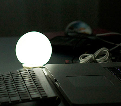 Usb white globe lamp (GSE-025)